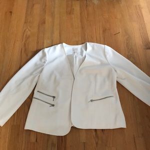 Chico’s white blazer